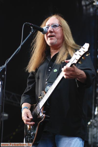 Концерты  легендарных английских рок-групп «Uriah Heep» и «Status Quo» - фото 13940