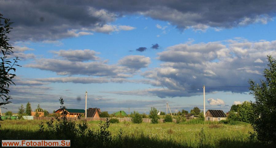 Вид на дачный поселок в окрестностях Сергиев Посада.