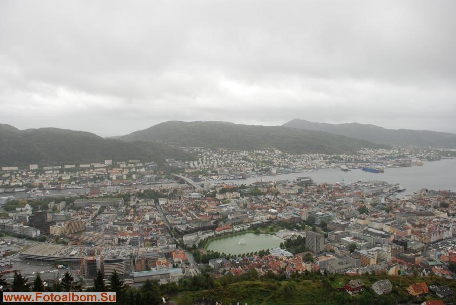 Берген называют «ворота фьордов» и «городом между семью горами».