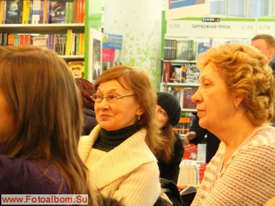 Лариса Луста на встрече с поклонниками в Санкт-Петербурге - фото 35979